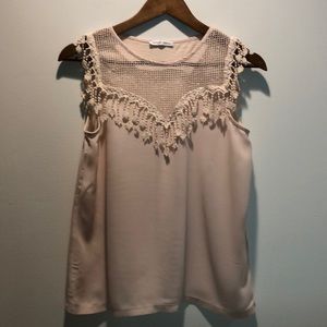 Sleeveless top with cute details - Zara